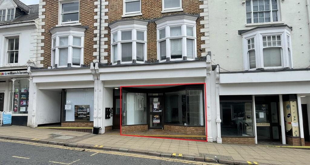 Main image of property: 15 Bridge Street, Northampton, Northamptonshire, NN1