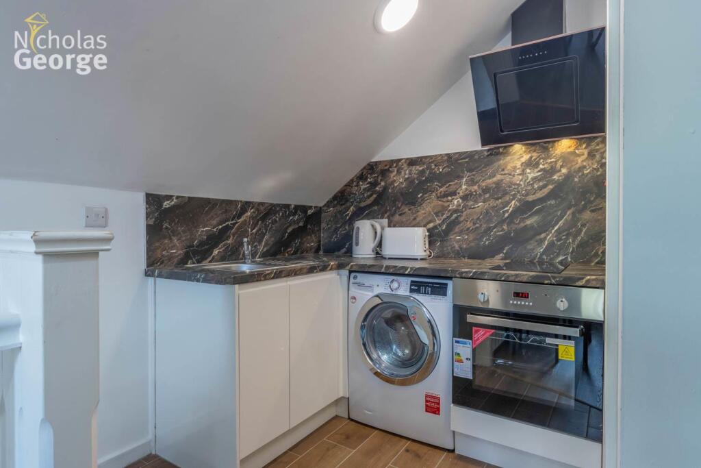 Additional image 12 of Oak House, Oxford Road, Moseley, B13 9EJ