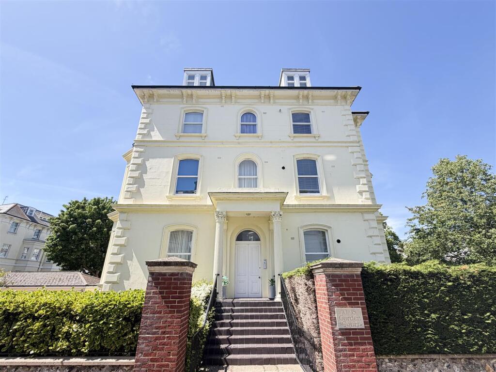 Main image of property: Devonshire Place, Eastbourne, BN21 4BZ