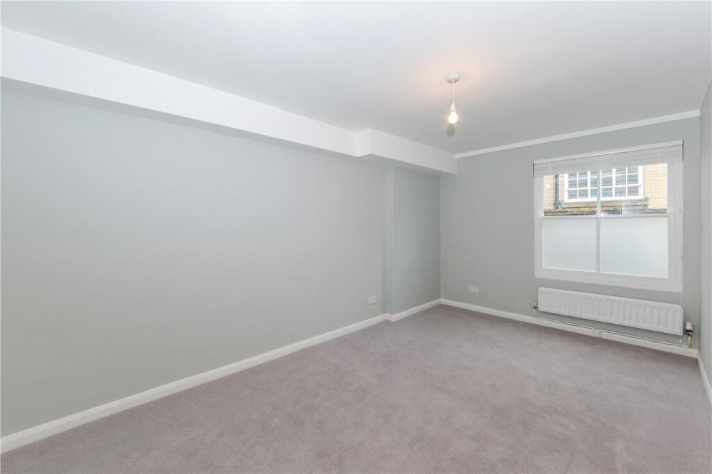 Additional image 5 of High Street, Harpenden, AL5