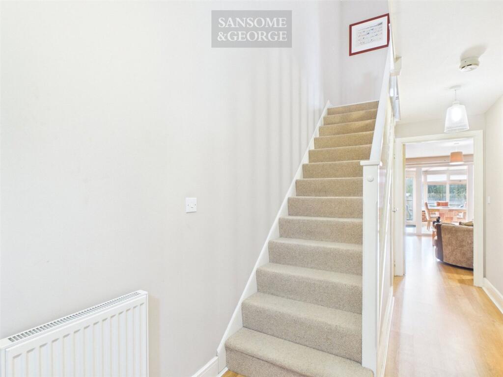 House in Reading - View 4