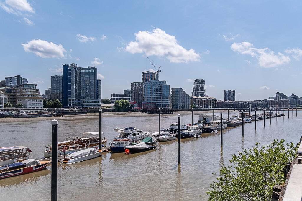 Apartment in London - View 4