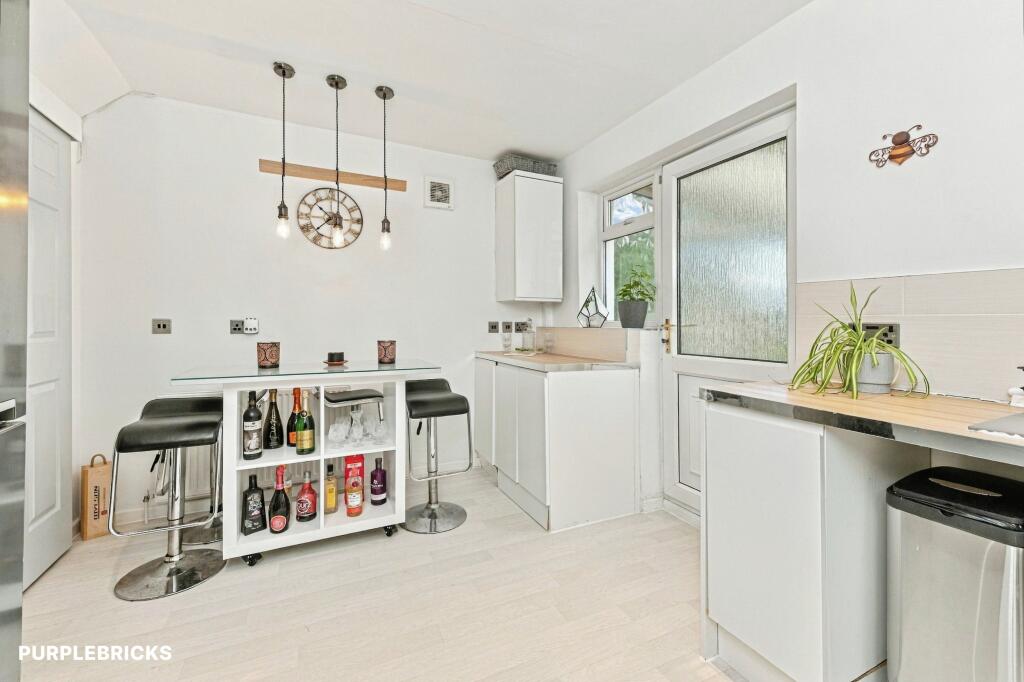 House in Kirklees, West Yorkshire - More