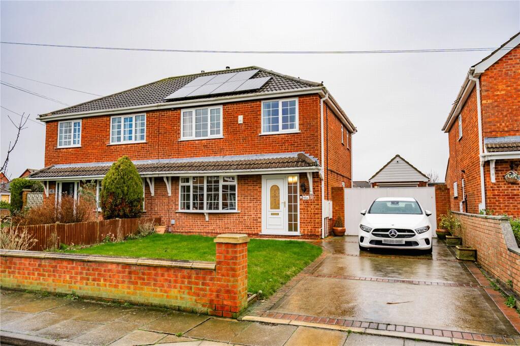 Main image of property: Oakwood Drive, Grimsby, Lincolnshire, DN37