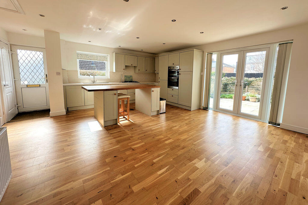 House in Fareham, Hampshire - View 2