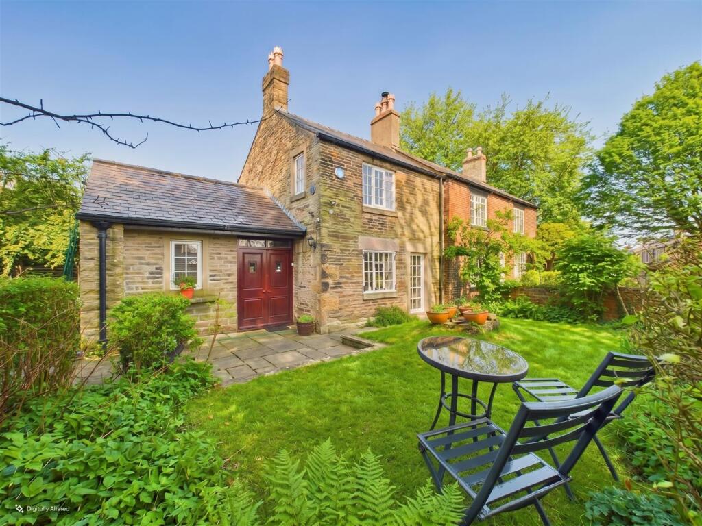 4-bed house on Crabtree House, 3-5 School Lane,  Greenhill, Sheffield, £595,000