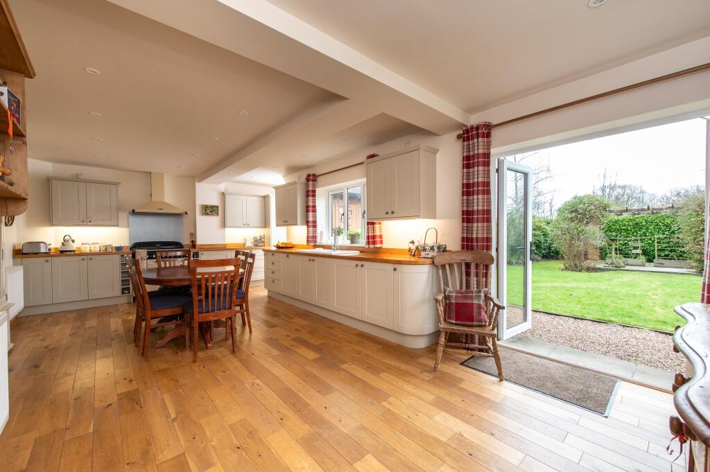 Additional image 4 of The Crescent, Salters Lane, Wootton Wawen, Henley-in-Arden, Warwickshire, B95