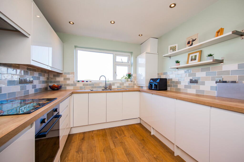 House in Tonbridge - View 4
