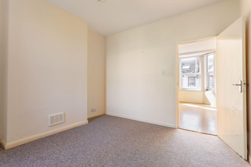 Apartment in Brighton - More