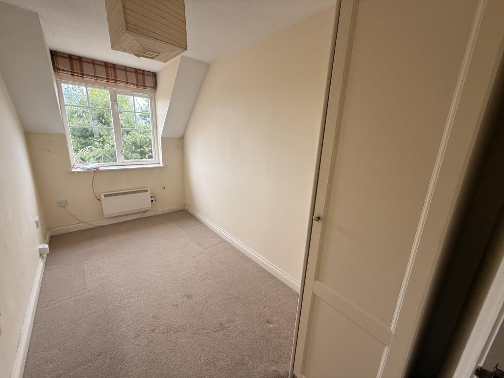 Apartment in Reading - More