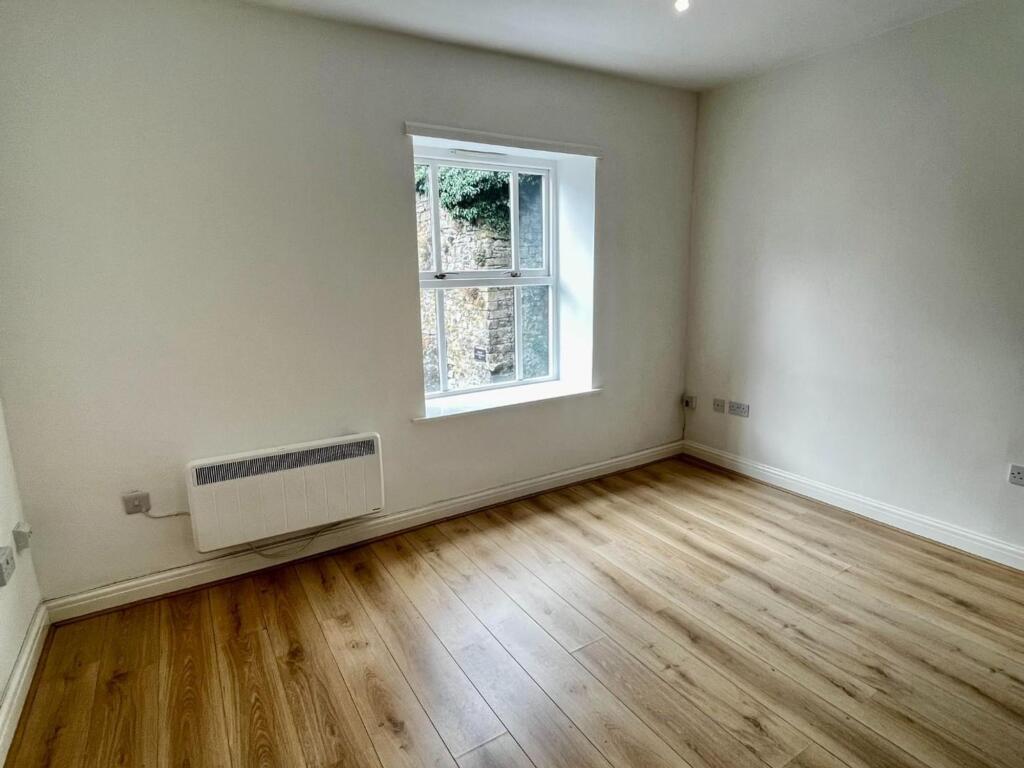 Apartment in Derby - More