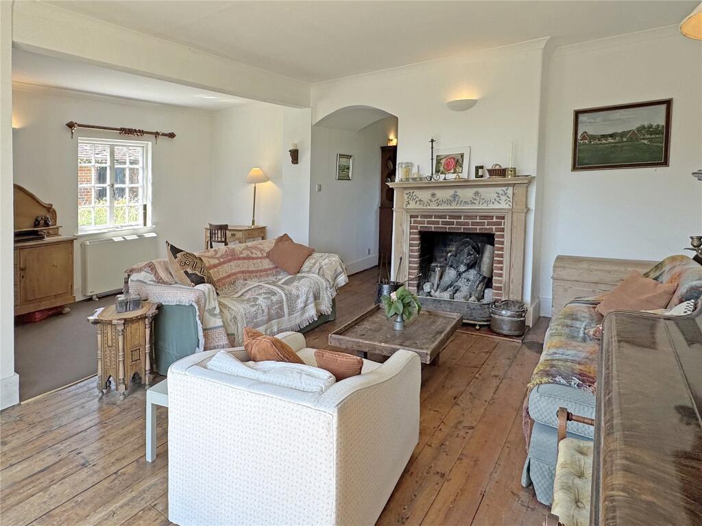 House in Chichester, Wisborough Green - View 3