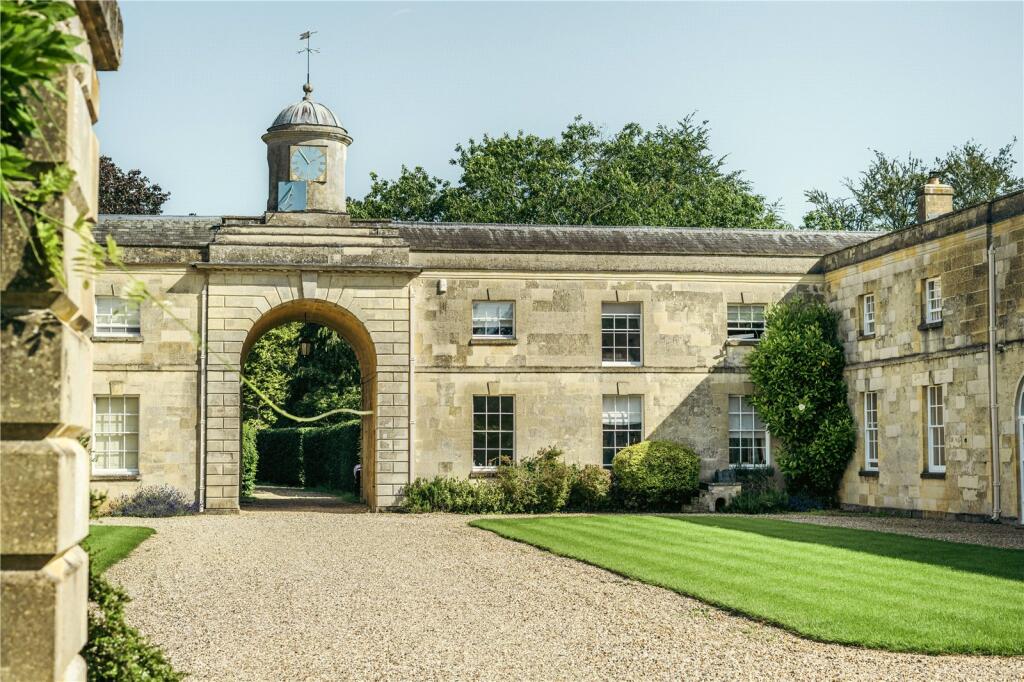 Main image of property: Bletchingdon Park Stables, Bletchingdon, Oxfordshire, OX5