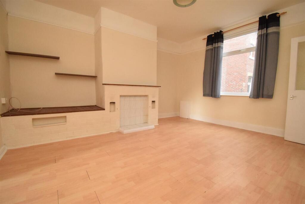 Dale Street, Ossett, WF5 9HJ photo 2