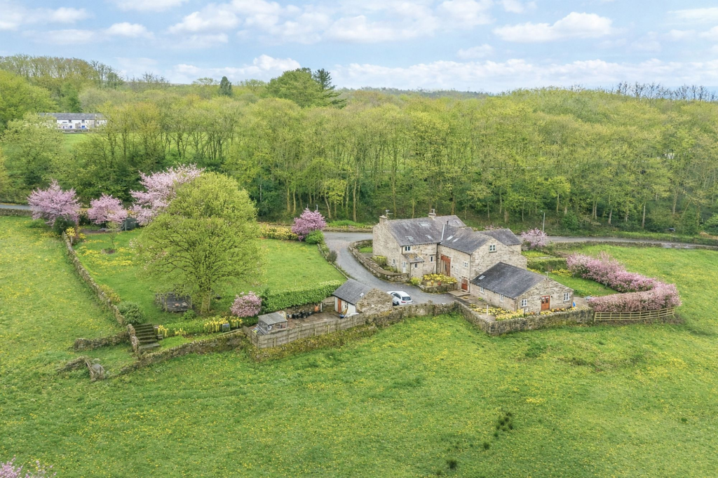 Main image of property: Norcross Brow, Withnell, PR6