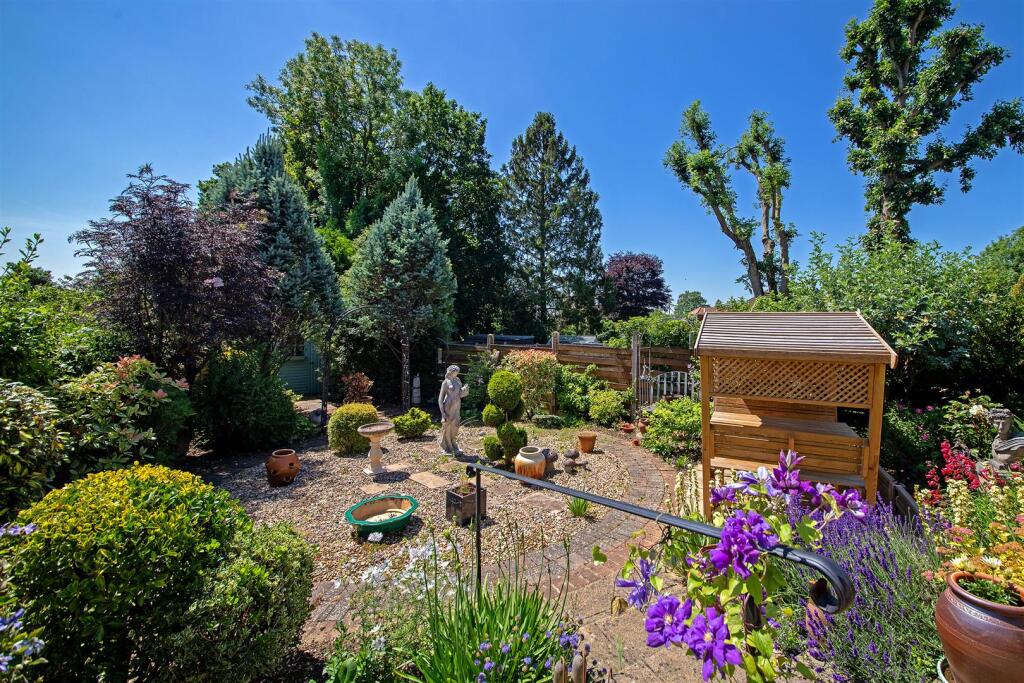 Green Lane, St. Albans - View 4