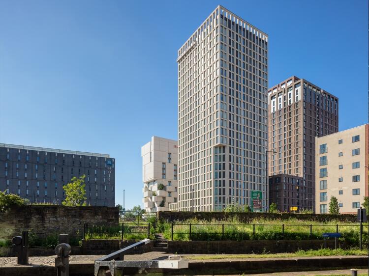 2-bed apartment on Victoria House, Great Ancoats Street Manchester M4, £370,000