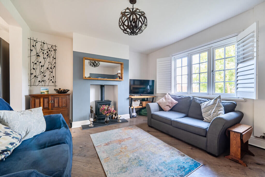 House in Redhill - View 2