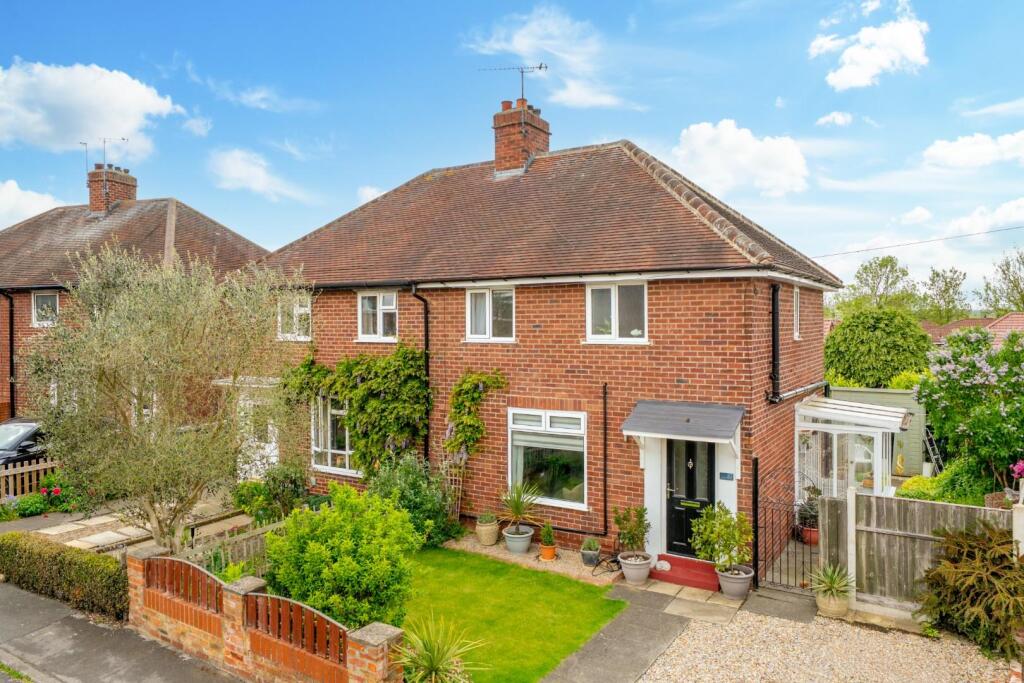 Main image of property: Auster Bank Crescent, Tadcaster