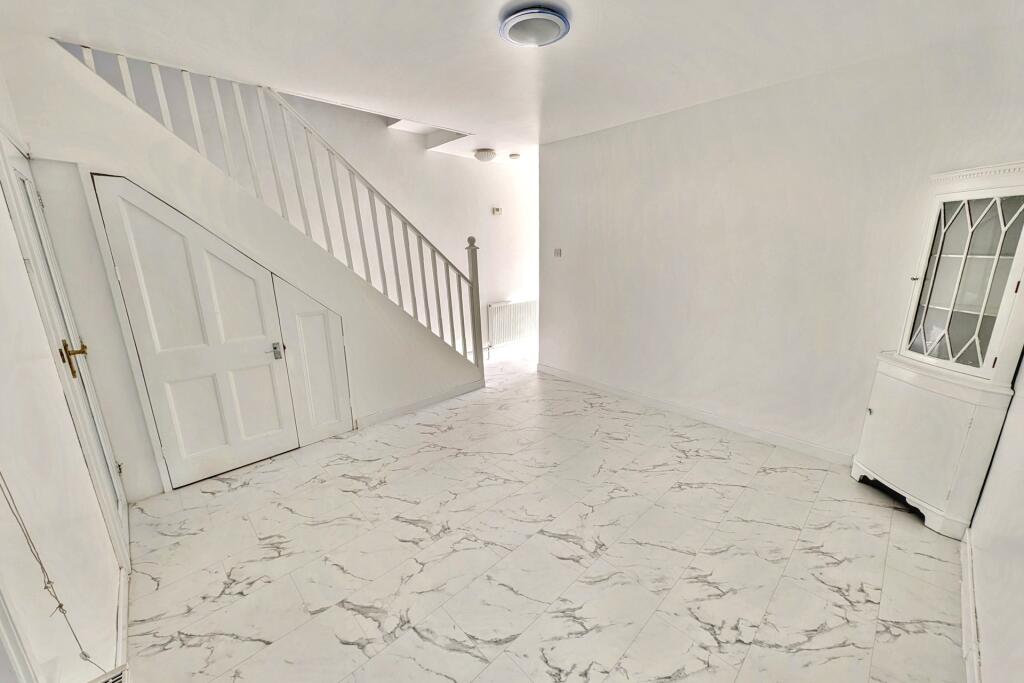 Additional image 3 of Springbourne