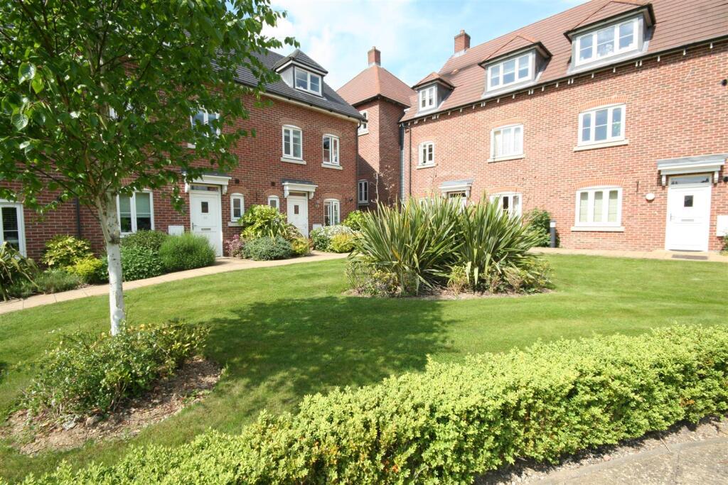 Main image of property: Avian Avenue, Frogmore