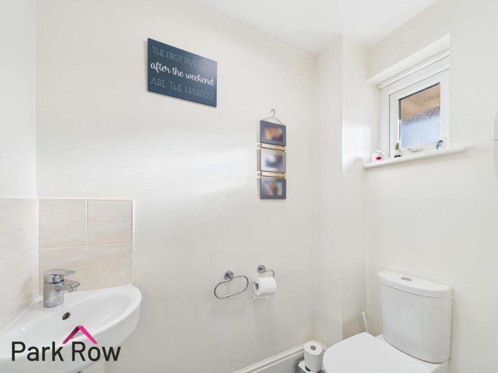 House in Sherburn in Elmet, North Yorkshire - More