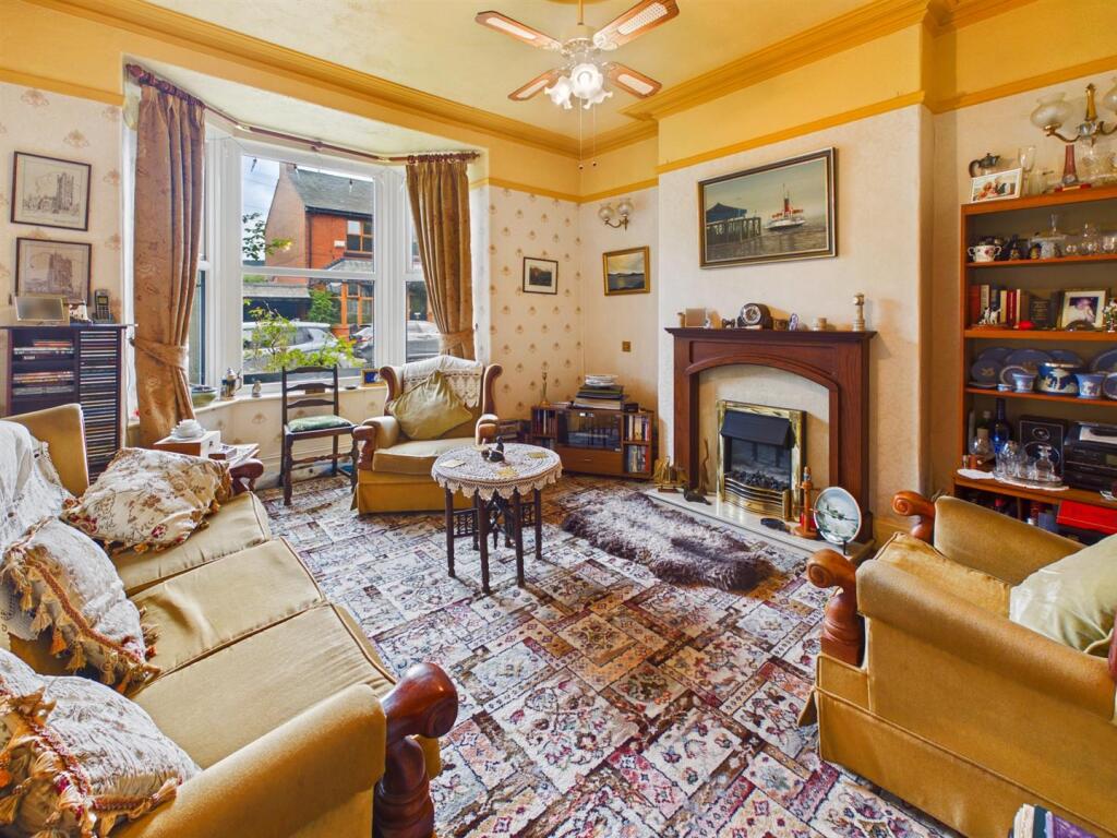 House in Stockport - View 4