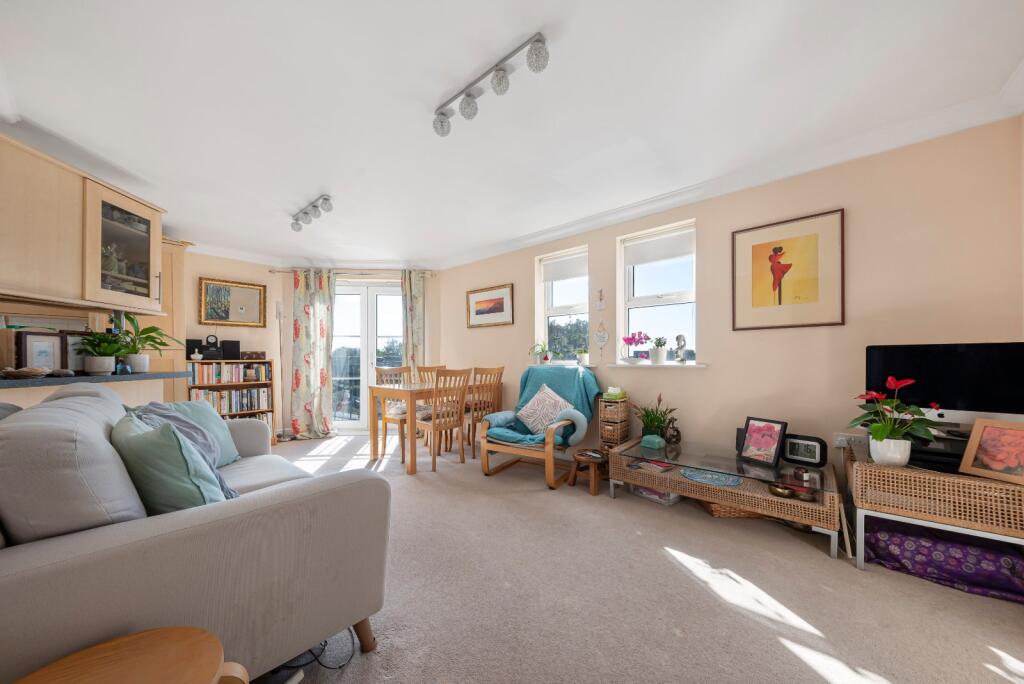 Main image of property: Eltham High Street, London, SE9