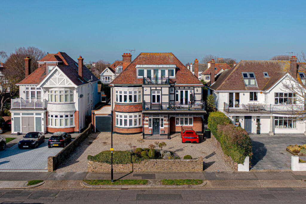 Main image of property: Thorpe Bay Gardens, Southend-on-sea, SS1