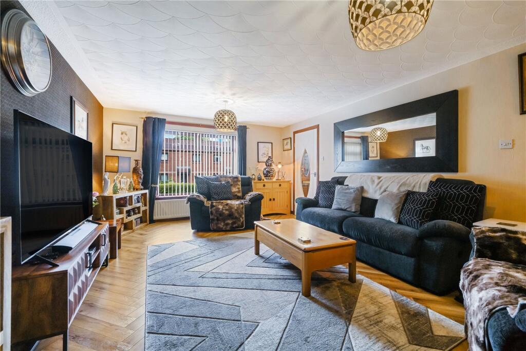 House in East Kilbride, Newlandsmuir, Mossneuk - View 3