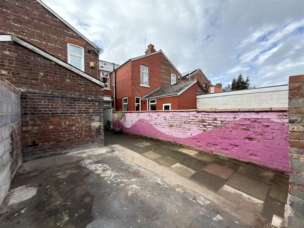 3 bedroom terraced house for rent