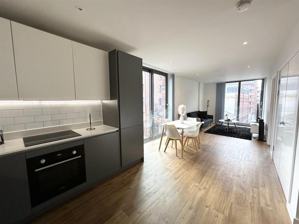 Apartment in Manchester - View 2