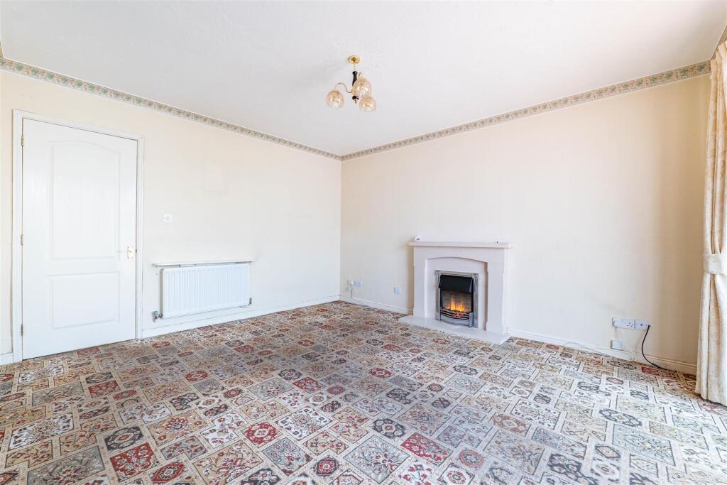 Langstone Close, Horwich, Bolton - View 6