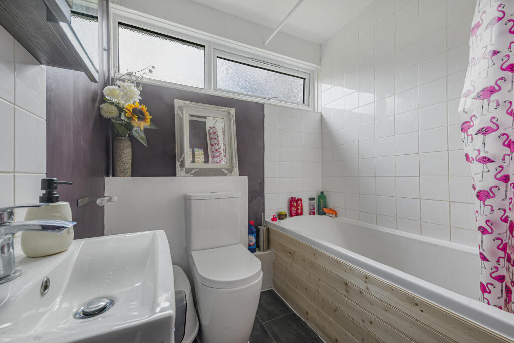 Apartment in London, Pickhurst, Hayes - More
