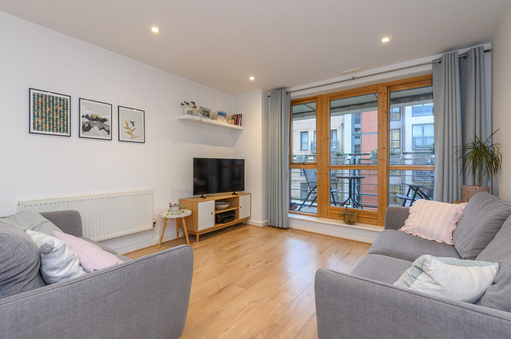 Main image of property: Regents Quay, Brewery Wharf