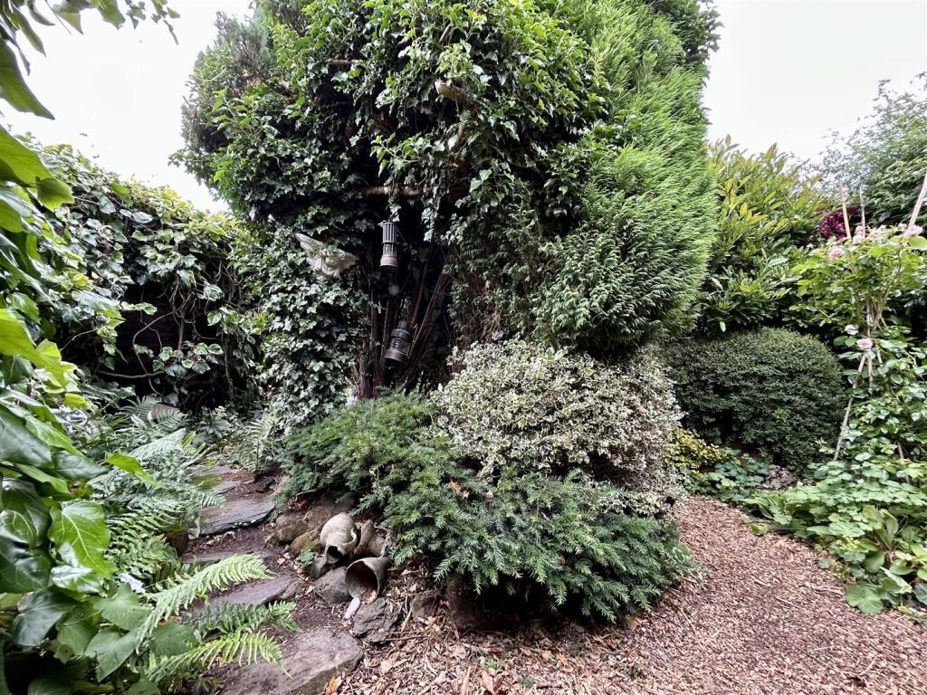 Additional image 30 of St. Kenelms Avenue, Halesowen