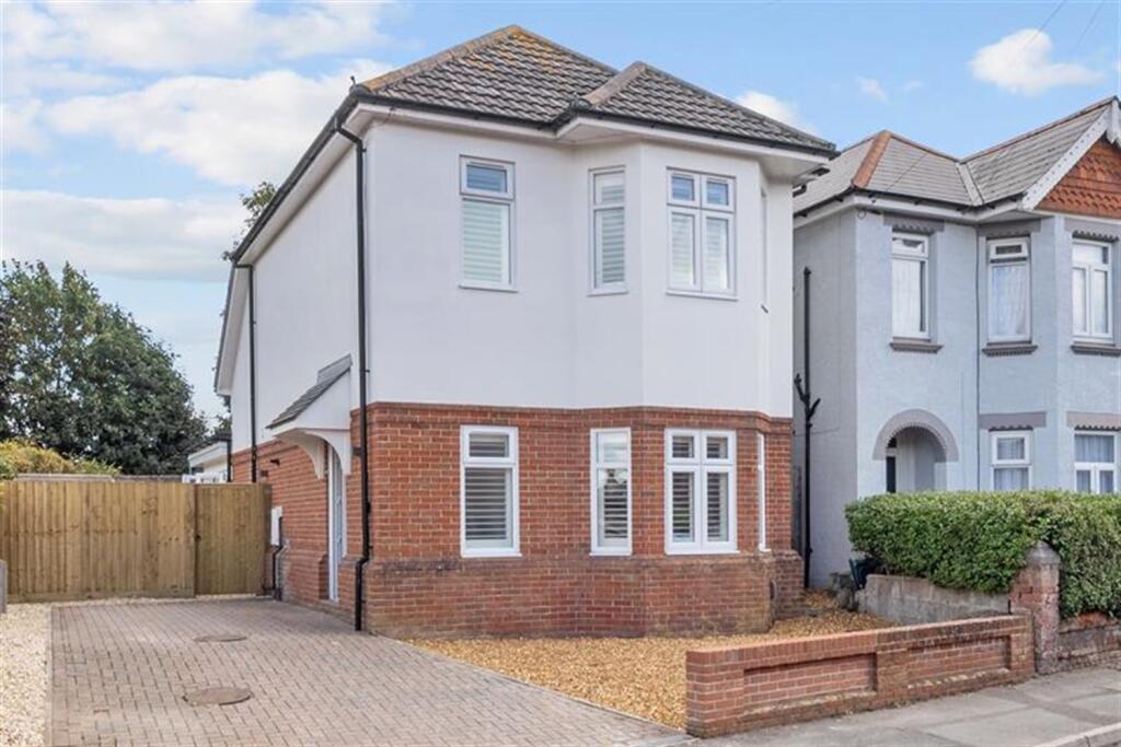 Bemister Road, Winton, BH9