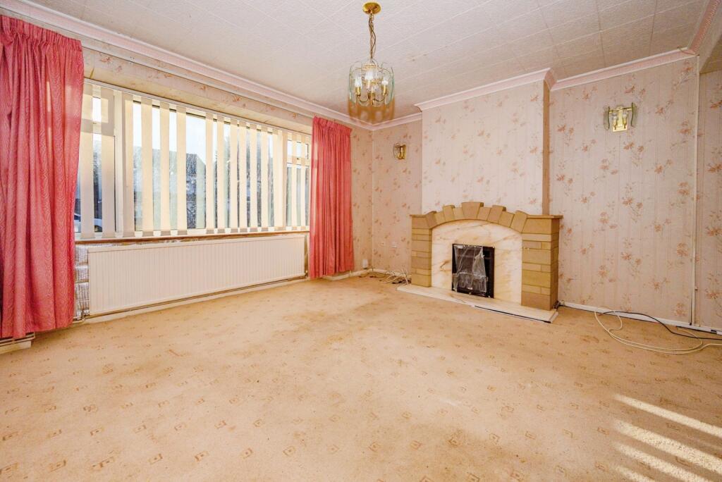 Homerton Road, Luton, Bedfordshire, LU3 photo 3
