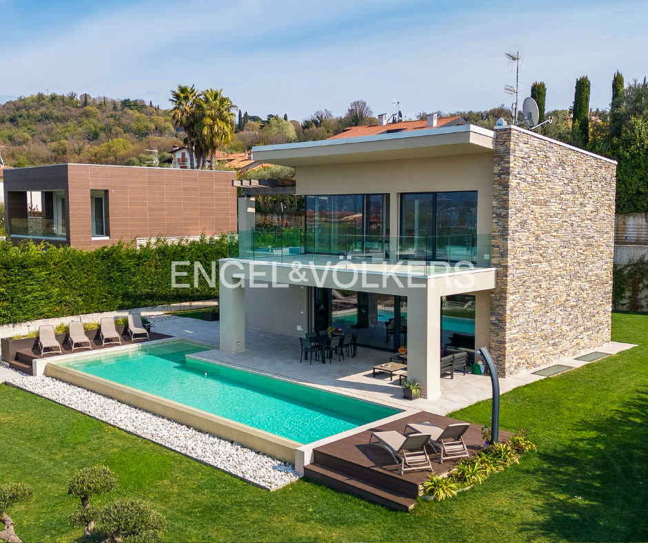 Main image of property: Manerba Del Garda, Brescia, Lombardy