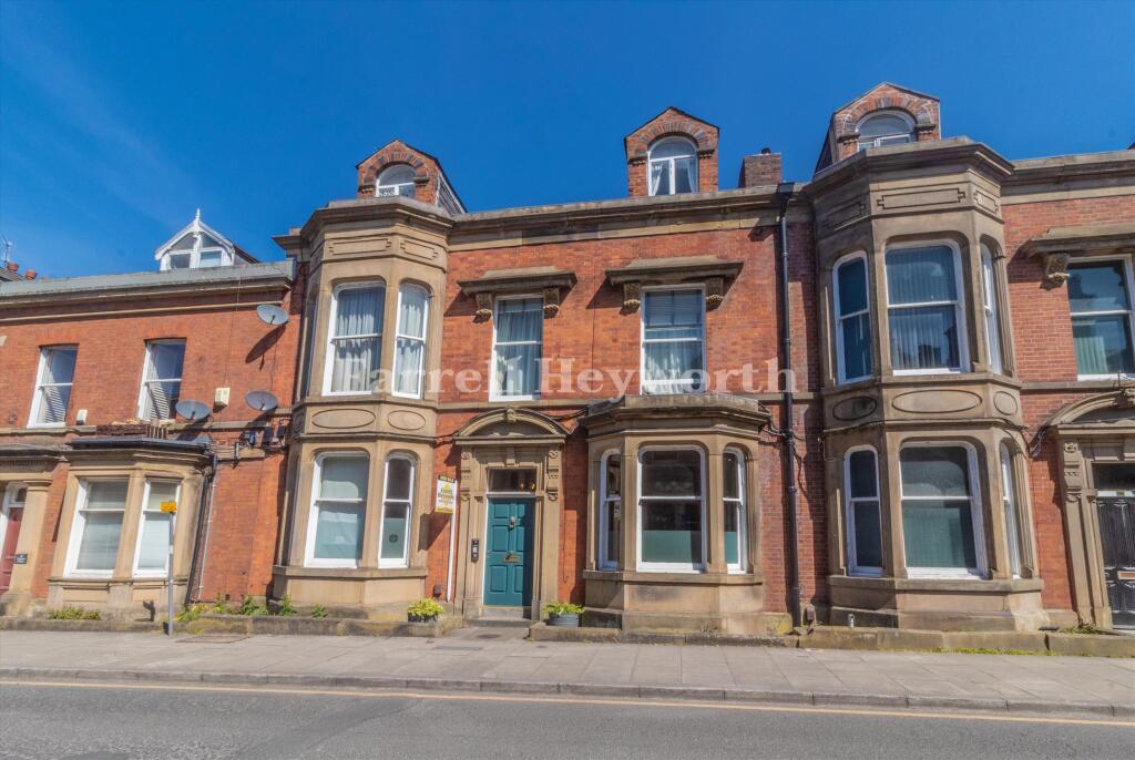 3-bed flat on Ribblesdale Place, Preston, £179,950