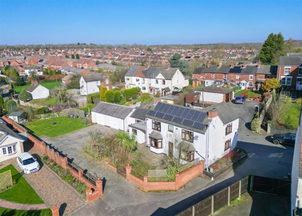 Main image of property: York Close, Measham, DE12