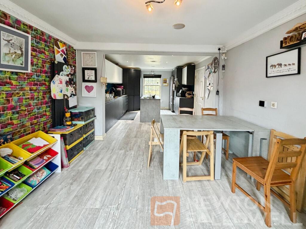 House in Peterborough - View 5