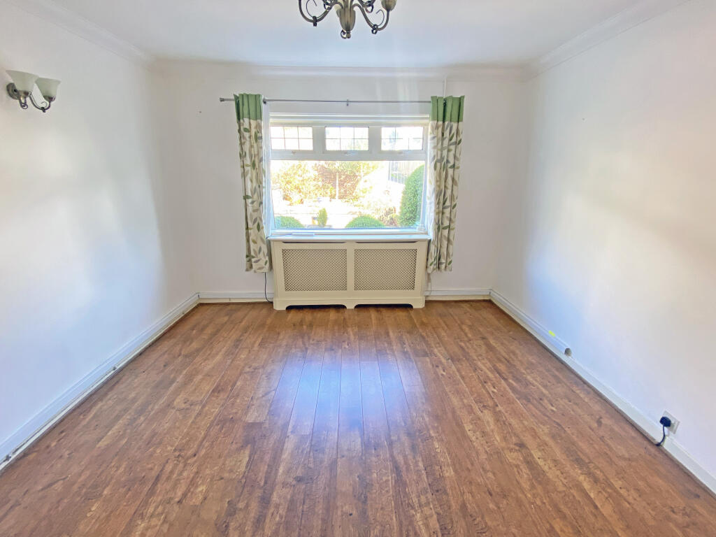 The Walk, Hengoed, CF82 7AH - View 4