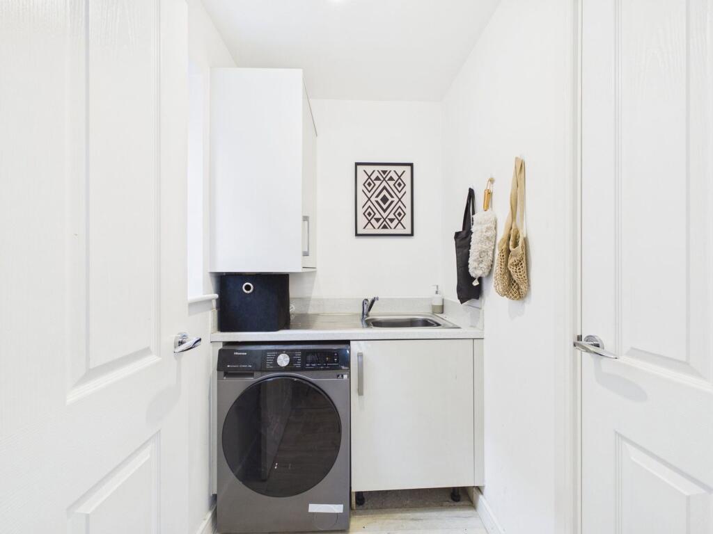 Hollin Hey Close, Lathom, WN8 - More