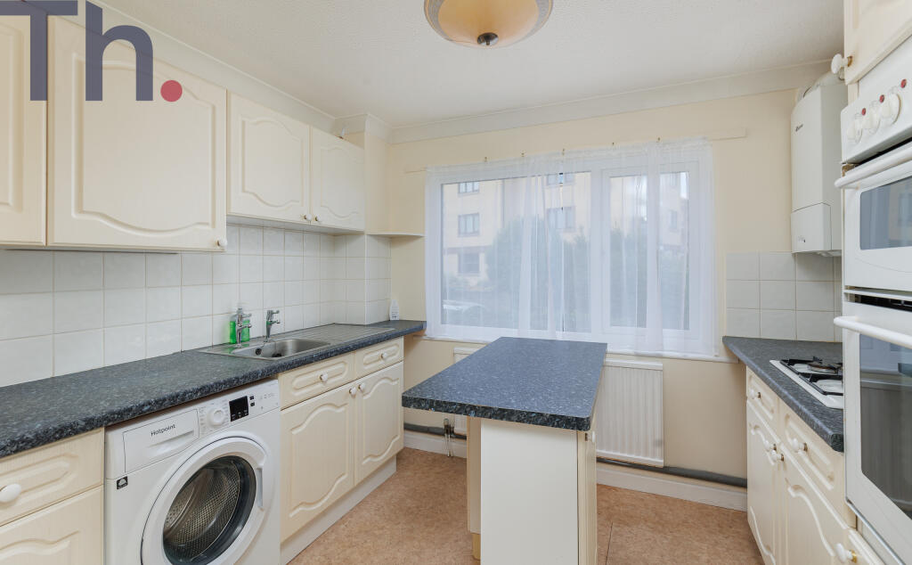 Apartment in Shanklin, Isle of Wight - View 3