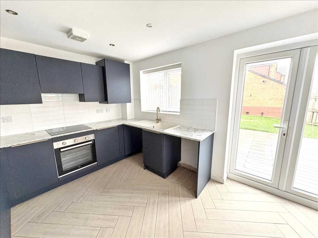 Rebecca Close, Sutton In Ashfield photo 4