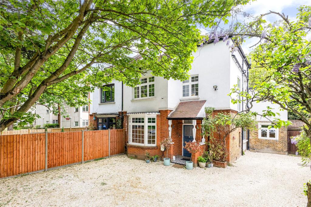 Main image of property: The Avenue, Twickenham, TW1