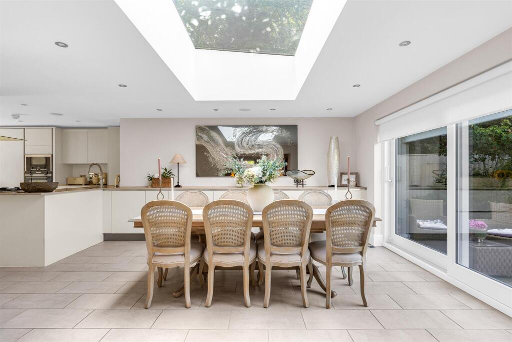 Sevenacres, Tewin, Welwyn photo 5