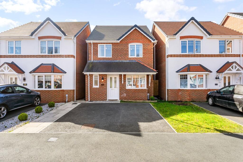 Main image of property: Maes Glyndwr, Wrexham, LL11