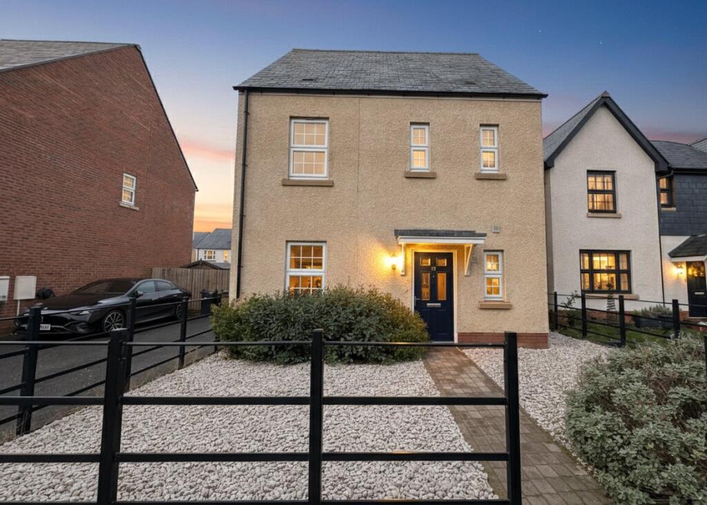 Main image of property: Exeter, Topsham